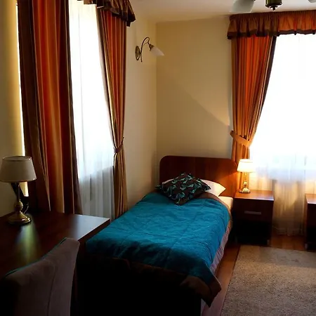 Palac Parkowy W Parnowie Bed and Breakfast Kołobrzeg