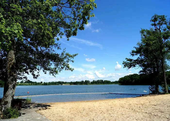 ベッド・アンド・ブレックファスト Palac Parkowy W Parnowie コウォブジェク