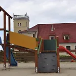 Palac Parkowy W Parnowie Frühstückspension *