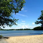 Frühstückspension Palac Parkowy W Parnowie Kolberg