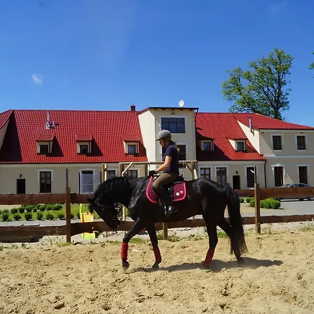 Bed & Breakfast Palac Parkowy W Parnowie