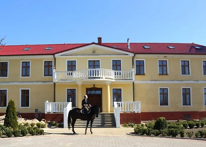 Bed & Breakfast Palac Parkowy W Parnowie *