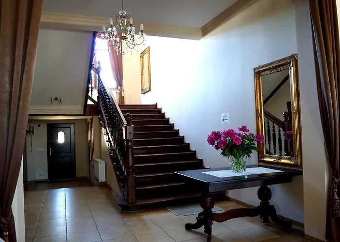 Bed and breakfast Palac Parkowy W Parnowie Kołobrzeg